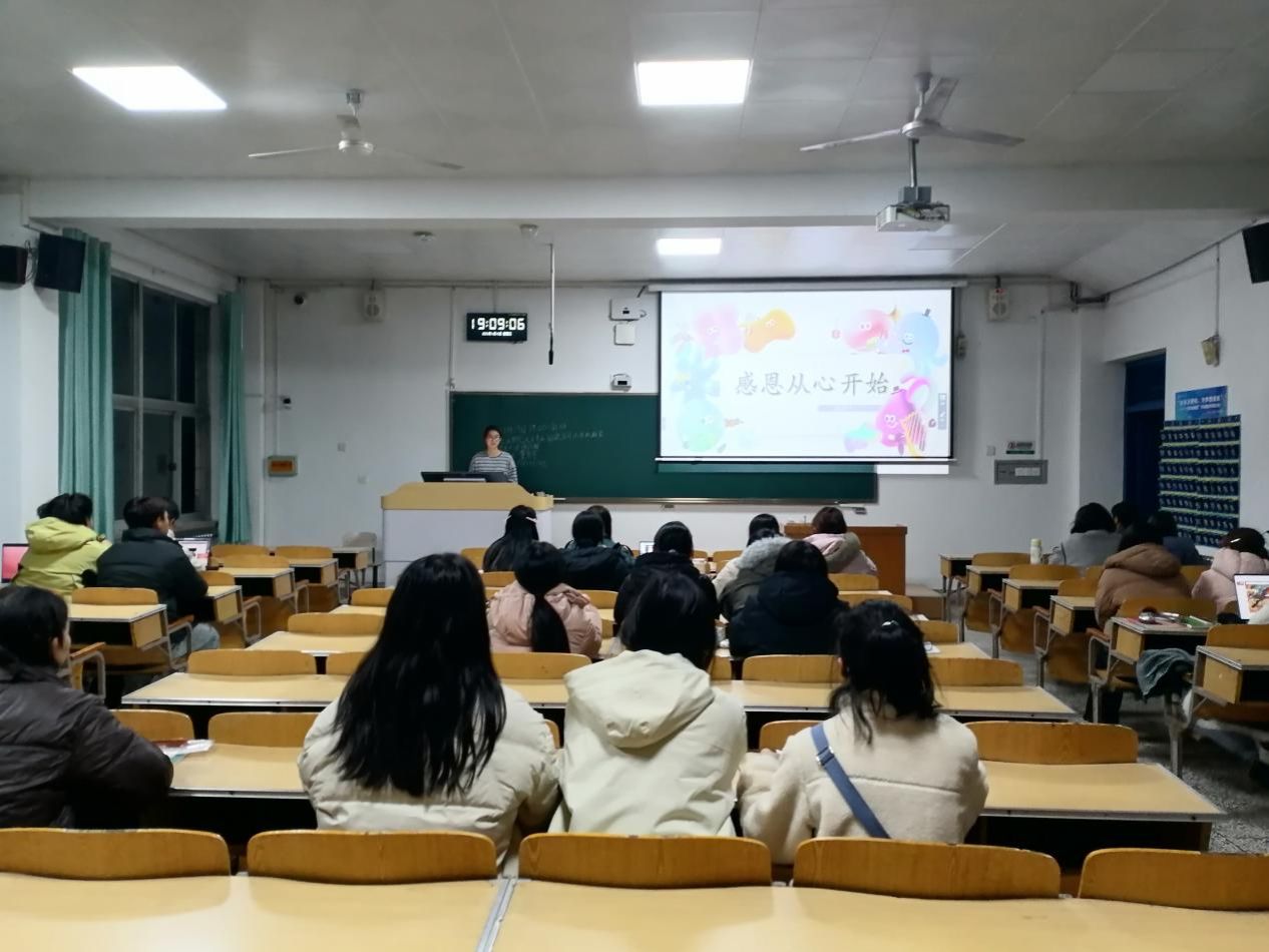 390c7b9663116e35acf3d38c2bd3a0db